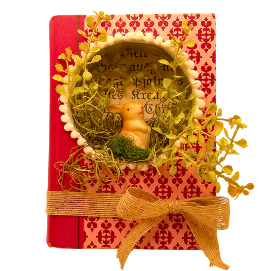 Reader's Digest Book Diorama - C