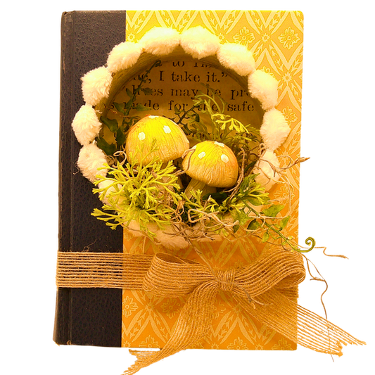 Reader's Digest Book Diorama - B